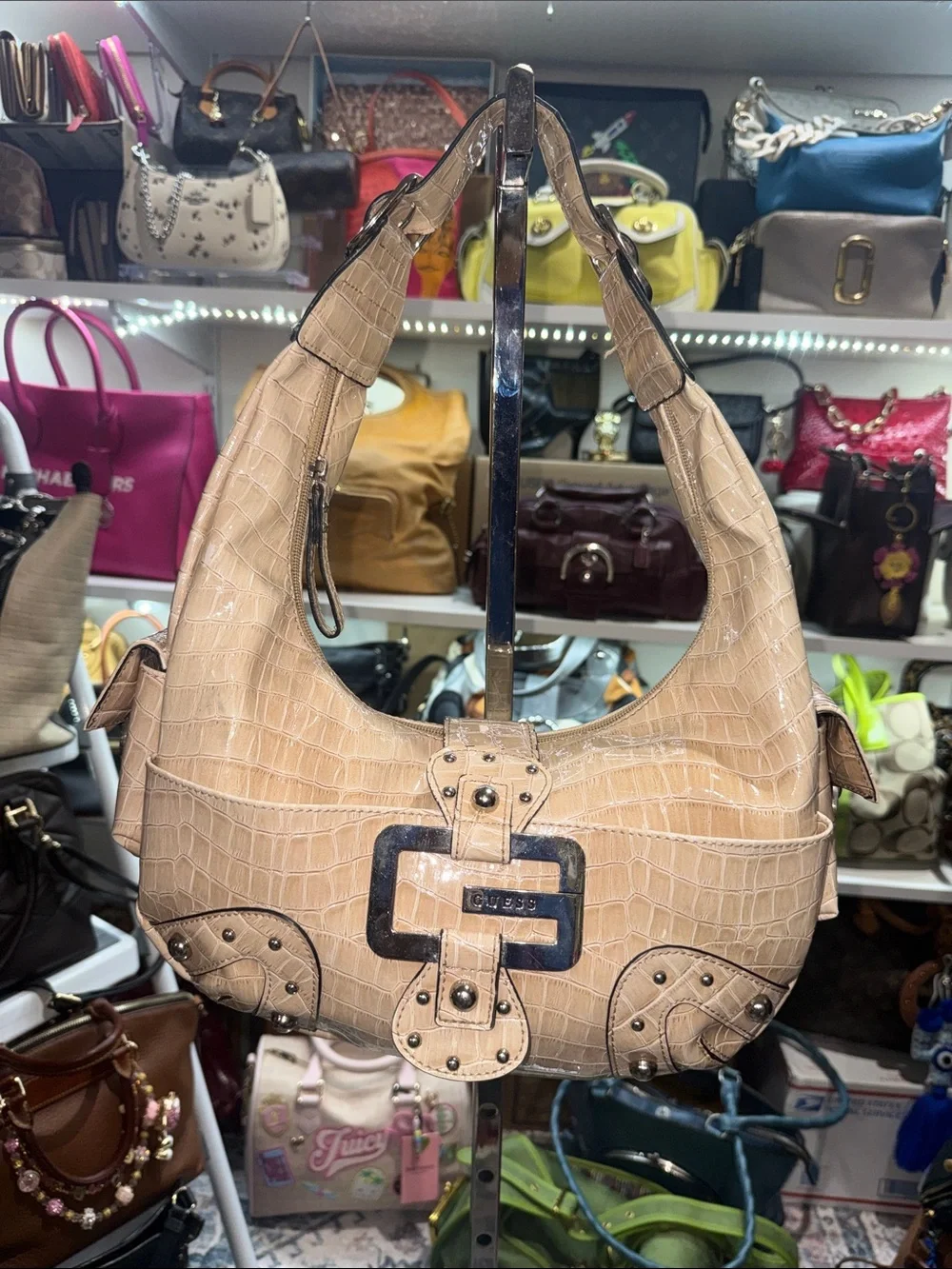 Guess Vintage  Croc-Embossed Beige Shoulder Hobo